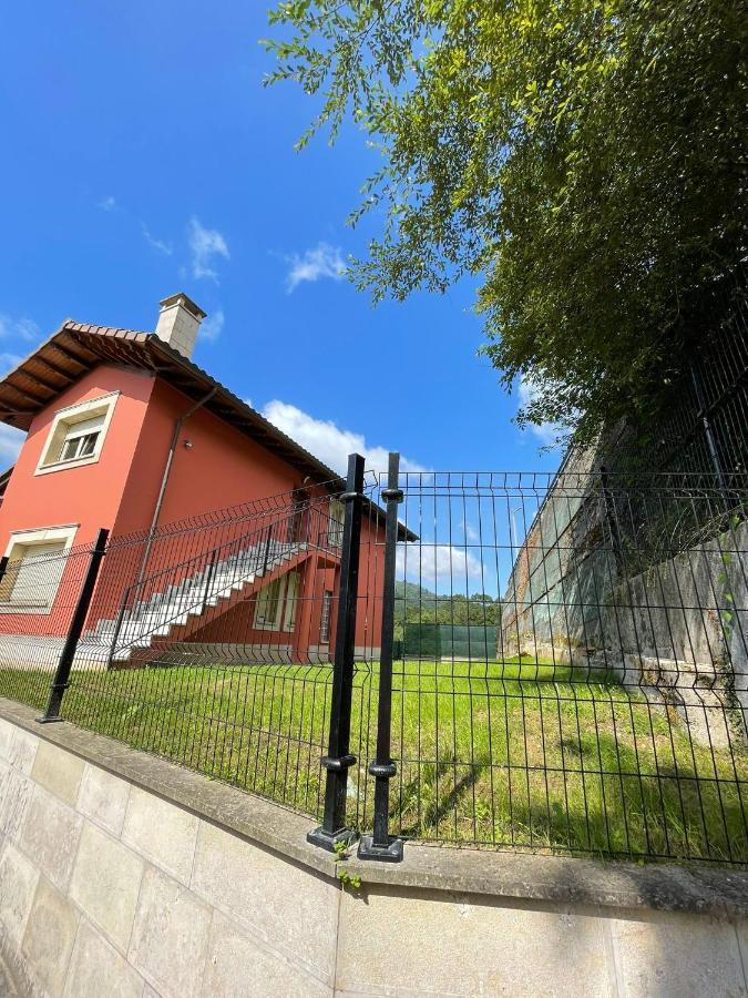 Grupo Orinoco Lägenhet Onís Exteriör bild